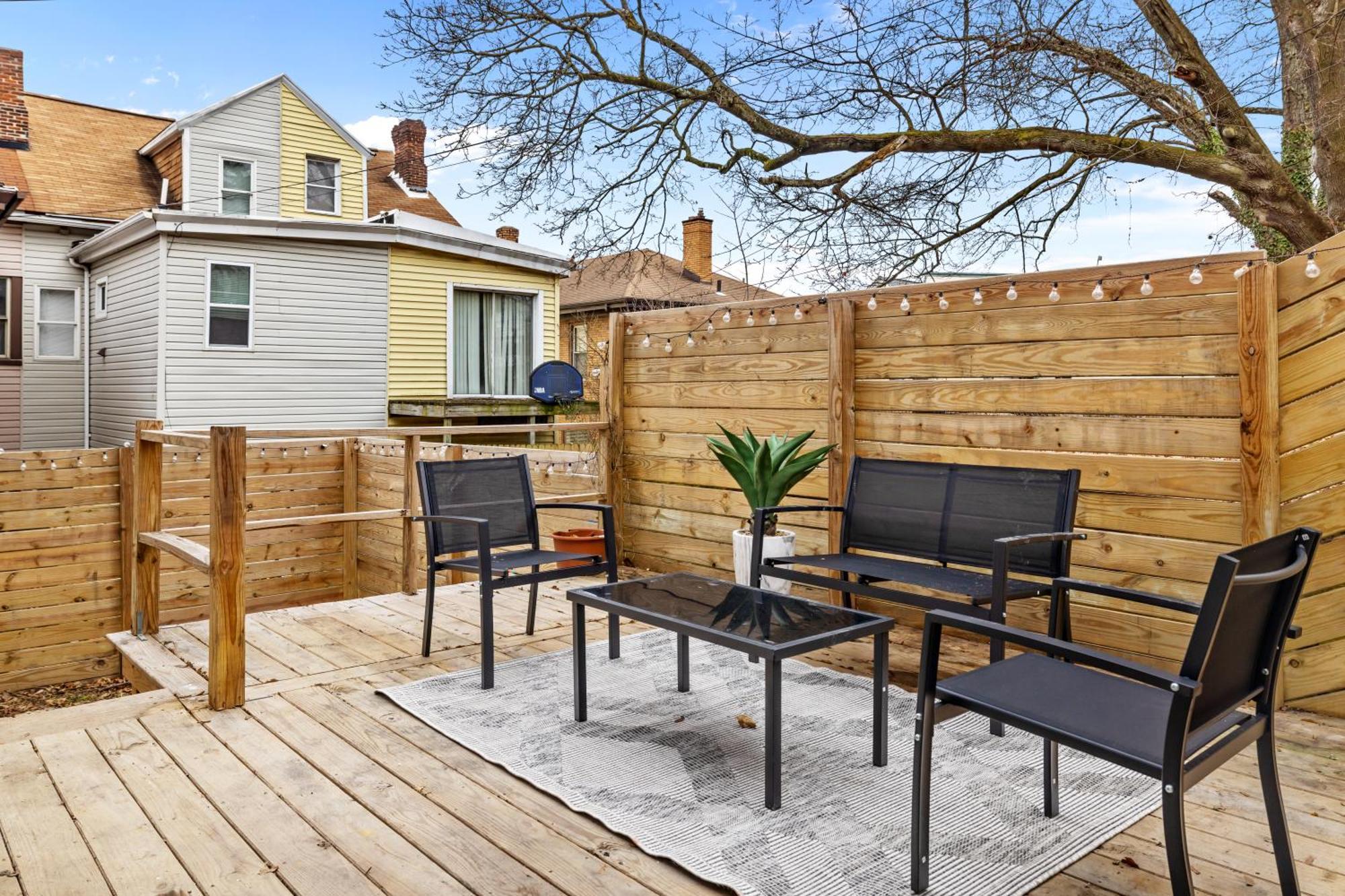 Сasa de vacaciones Heart Of Downtown, 5 Mins To Andy Warhol Museum, Parking Available, Private Fenced Backyard, Smart Tv, Washer And Dryer In Unit Pittsburgh